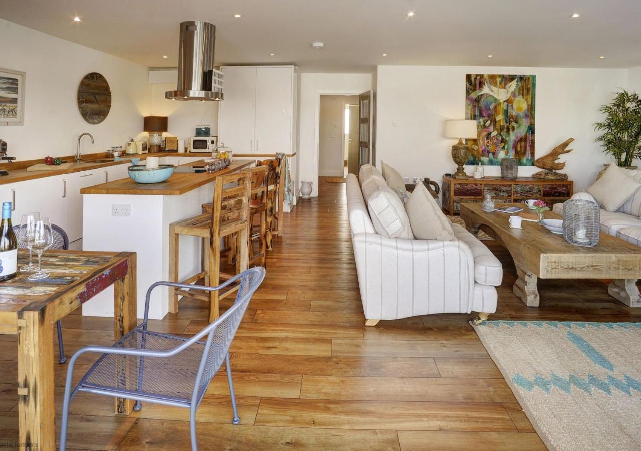 The Nelson Apartment *